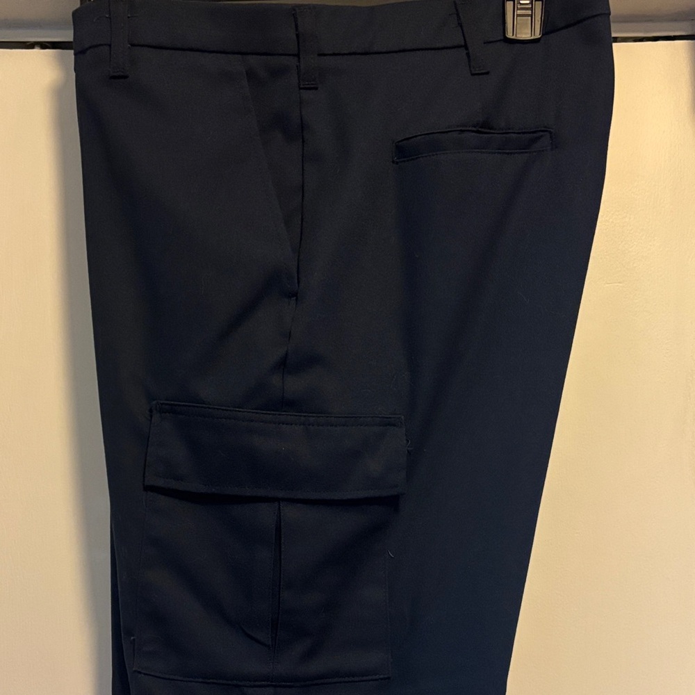 Lot of Men's Navy Cargo Pants And Shorts. 2 Pants 3 Shorts.